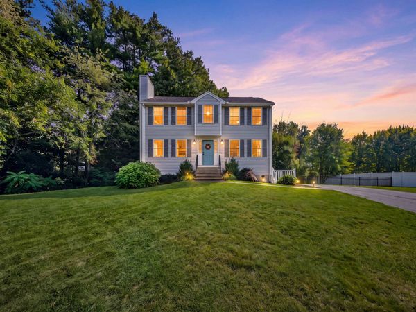 1 Noyes Lane, Merrimac, MA 01860