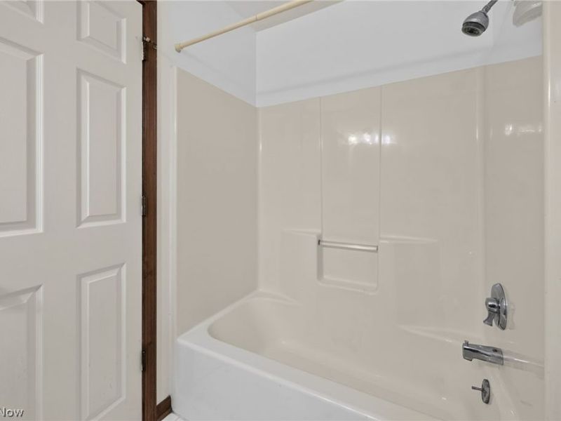 19342 Bradford Court, Strongsville, OH 44149 Photo 15