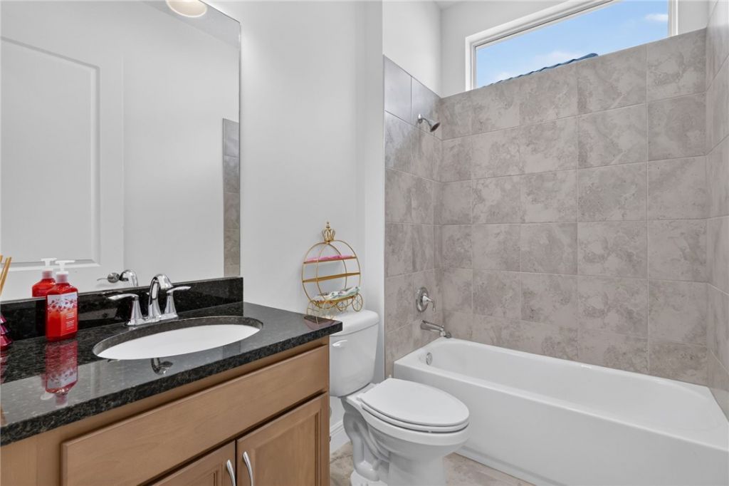 9202 SW Esule Way Sw, Port Saint Lucie, FL 34987 Photo