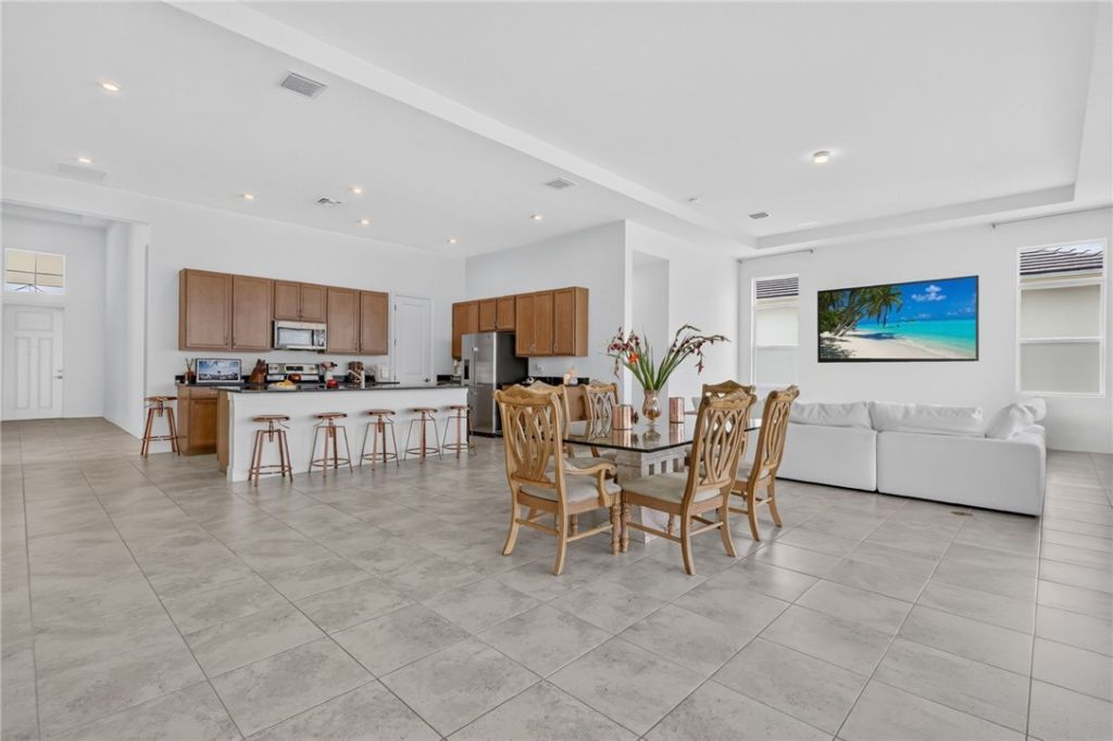 9202 SW Esule Way Sw, Port Saint Lucie, FL 34987 Photo