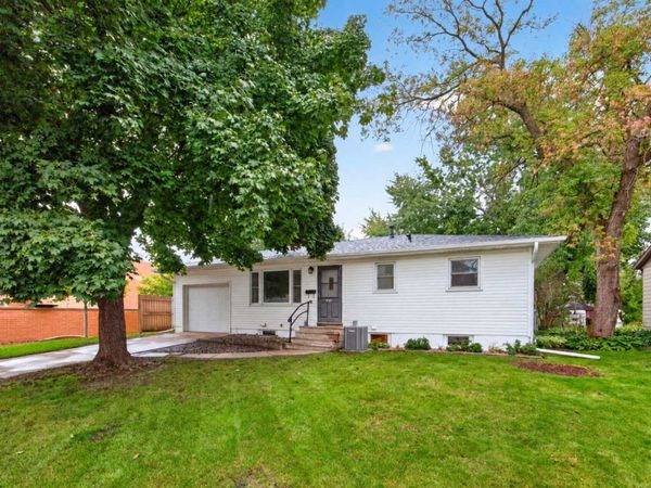 1438 2nd Avenue SW, Rochester, MN 55902