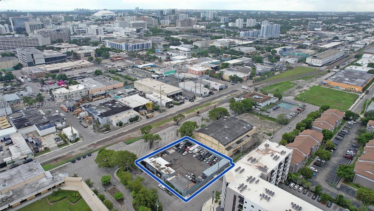 2250 NW 8th Ave , Miami, FL 33127 Photo