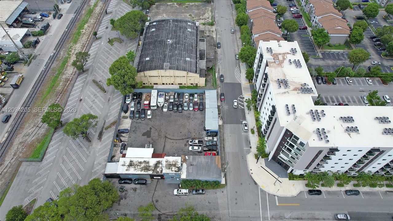 2250 NW 8th Ave , Miami, FL 33127 Photo