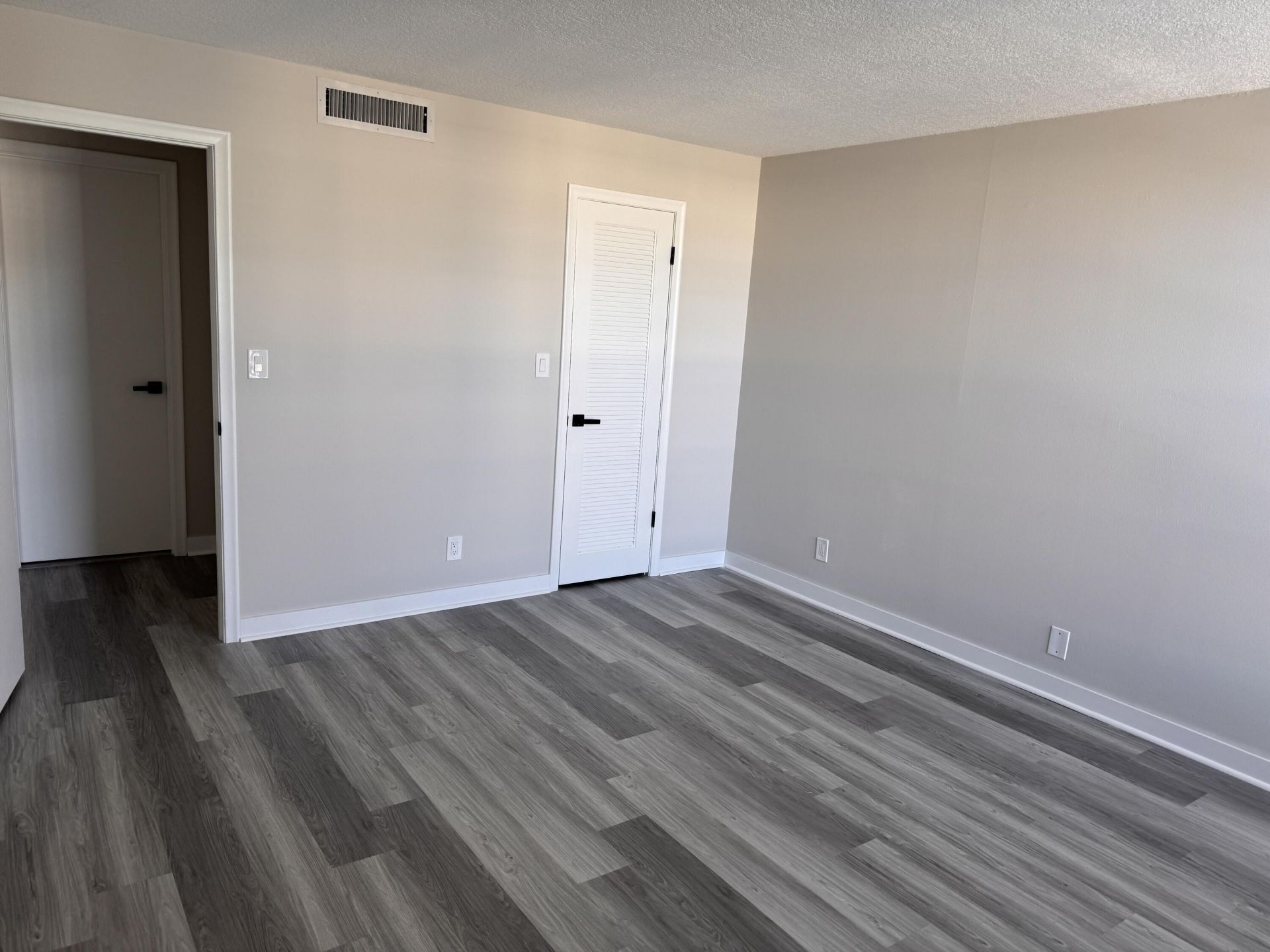 6 Royal Palm Way, Unit 304, Boca Raton, FL 33432 Photo