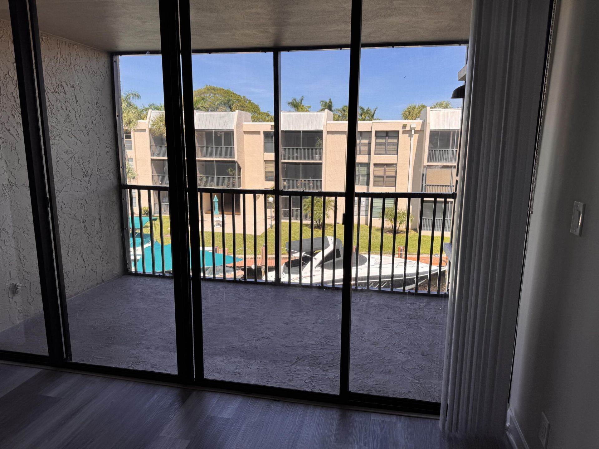 6 Royal Palm Way, Unit 304, Boca Raton, FL 33432 Photo