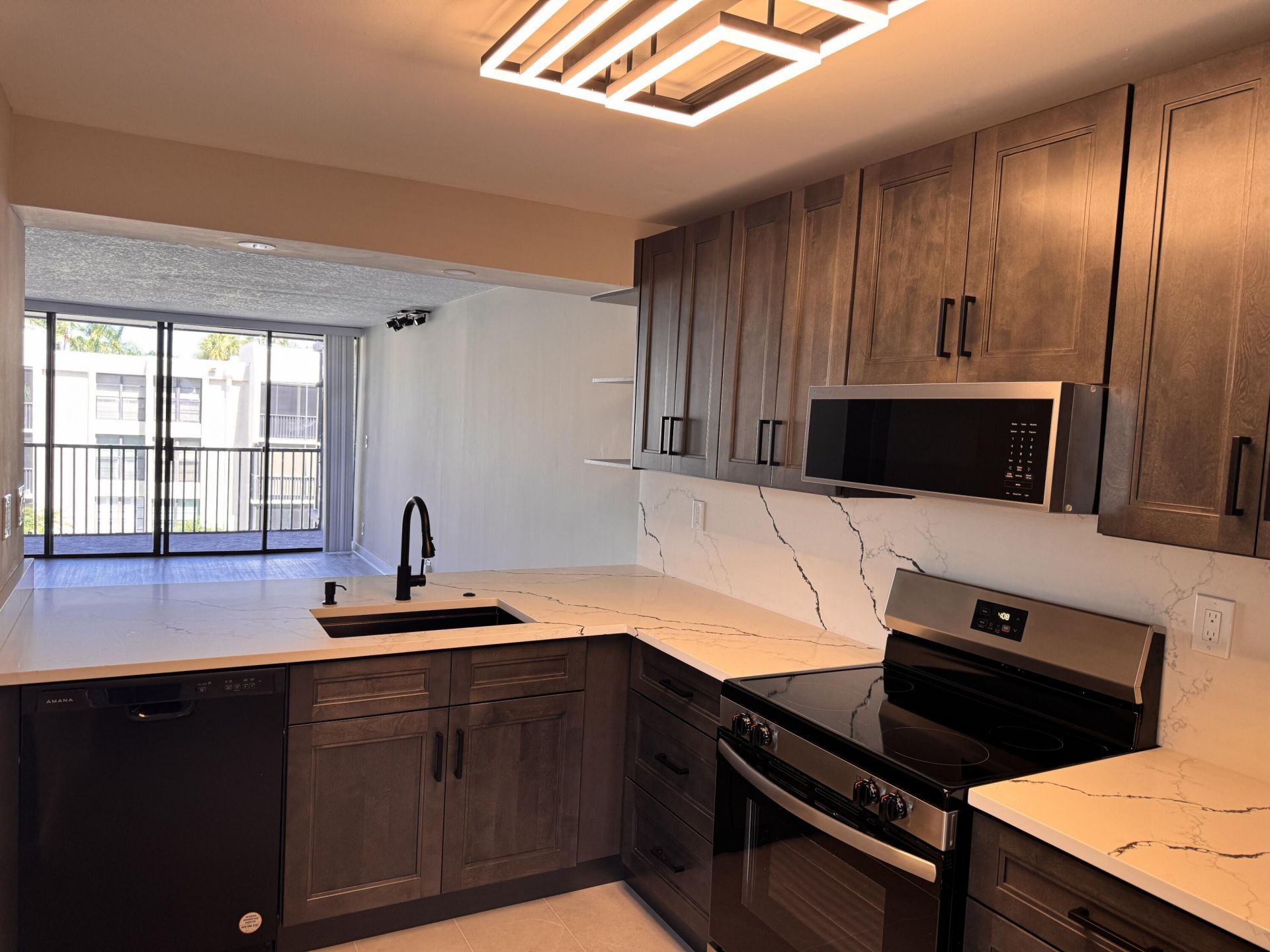 6 Royal Palm Way, Unit 304, Boca Raton, FL 33432 Photo
