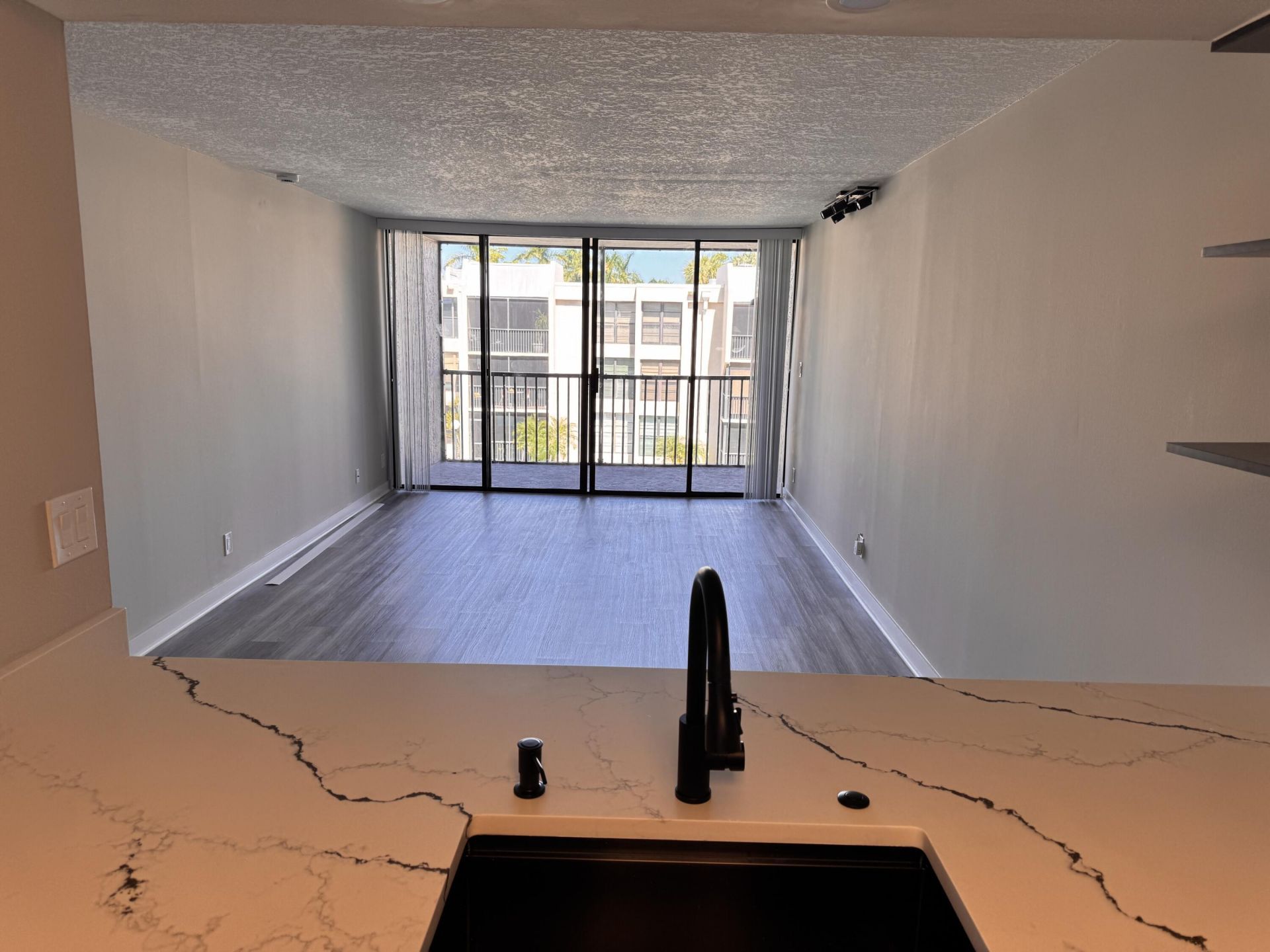 6 Royal Palm Way, Unit 304, Boca Raton, FL 33432 Photo