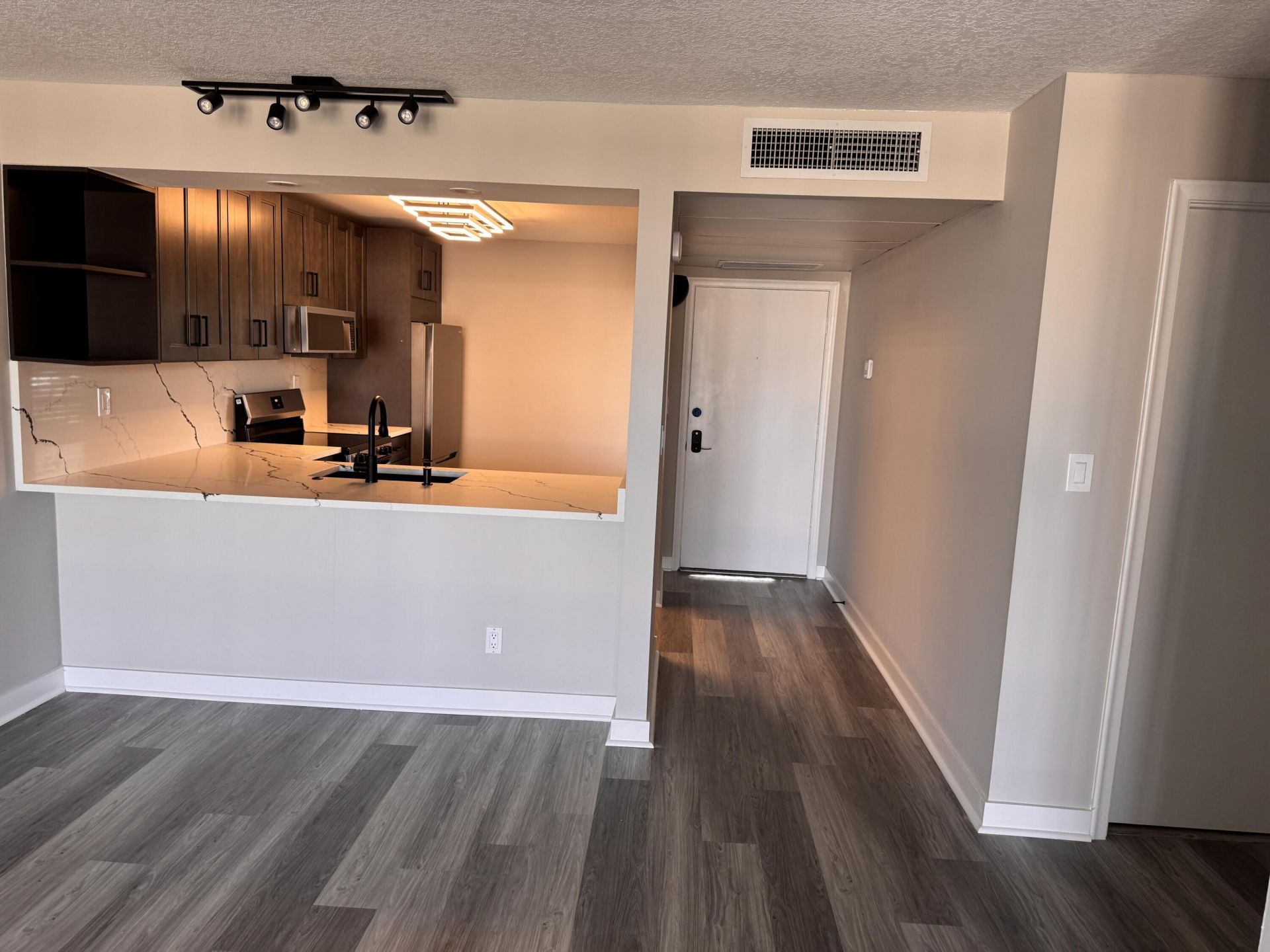 6 Royal Palm Way, Unit 304, Boca Raton, FL 33432 Photo