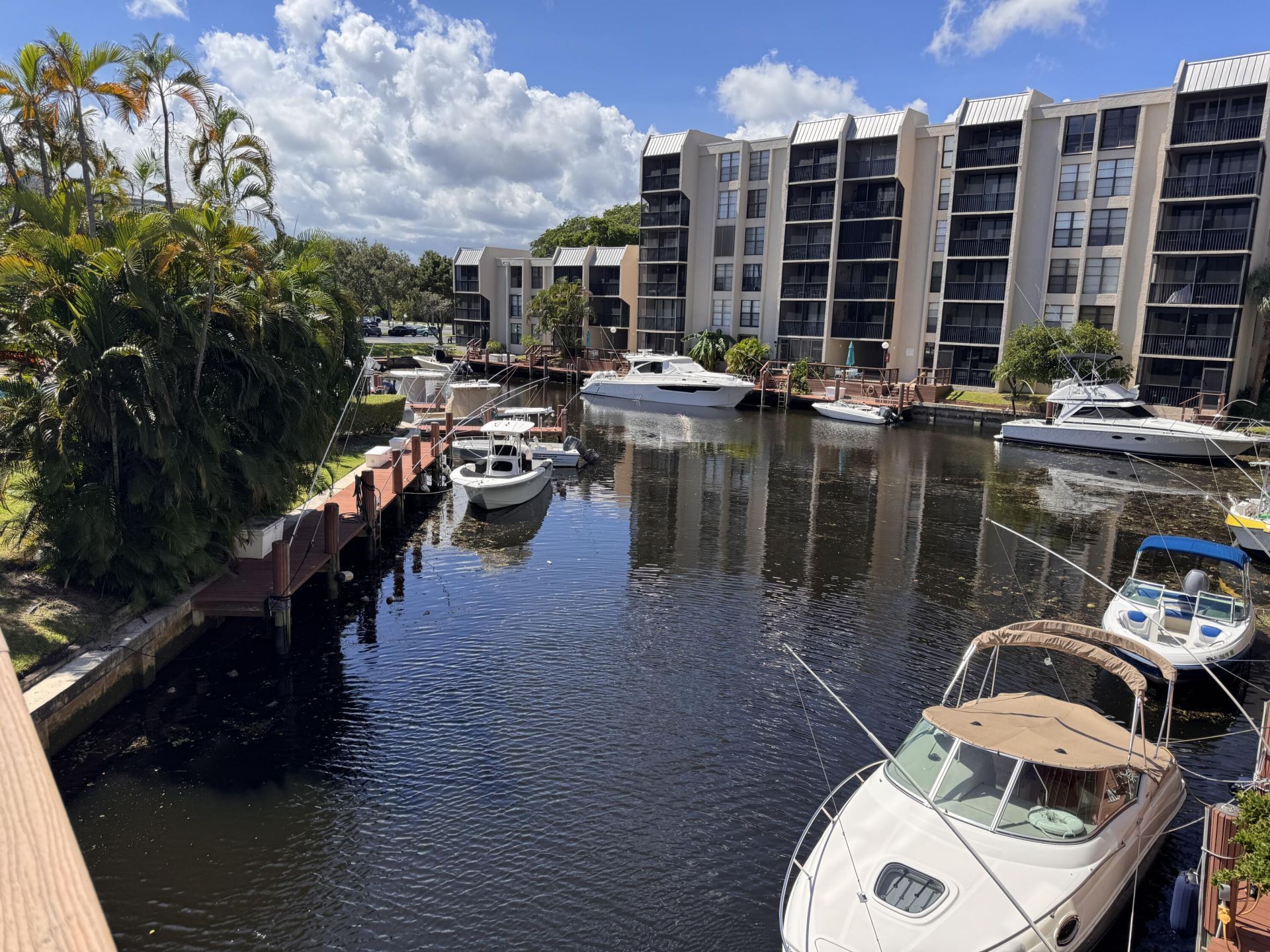 6 Royal Palm Way, Unit 304, Boca Raton, FL 33432 Photo