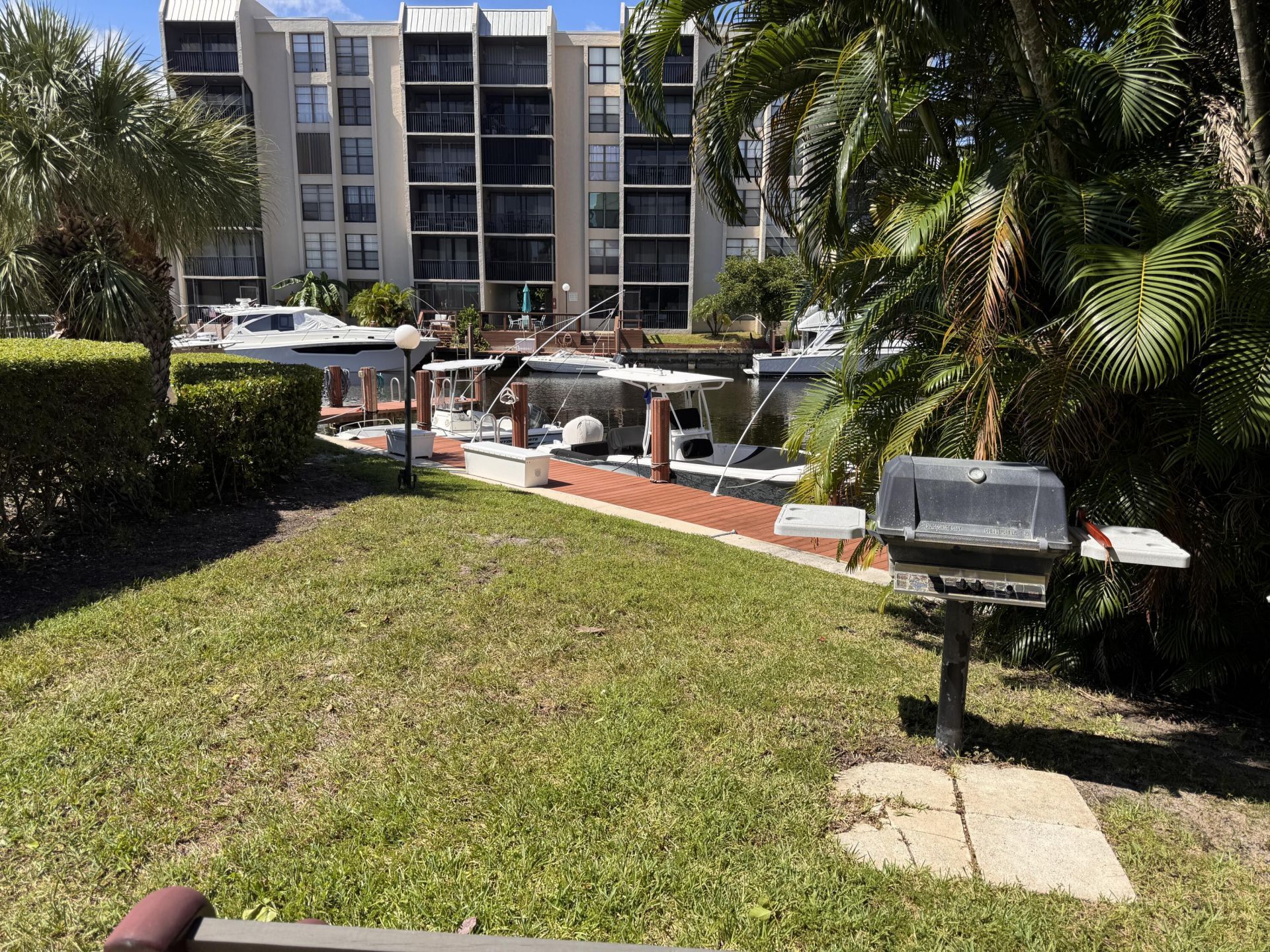 6 Royal Palm Way, Unit 304, Boca Raton, FL 33432 Photo