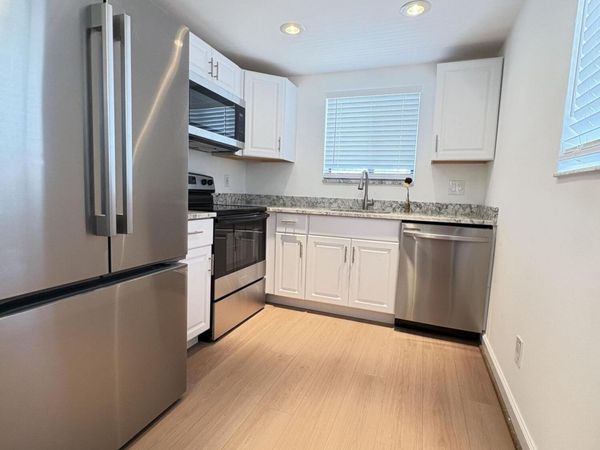 1245 S Flagler Avenue, Unit 305, Pompano Beach, FL 33060