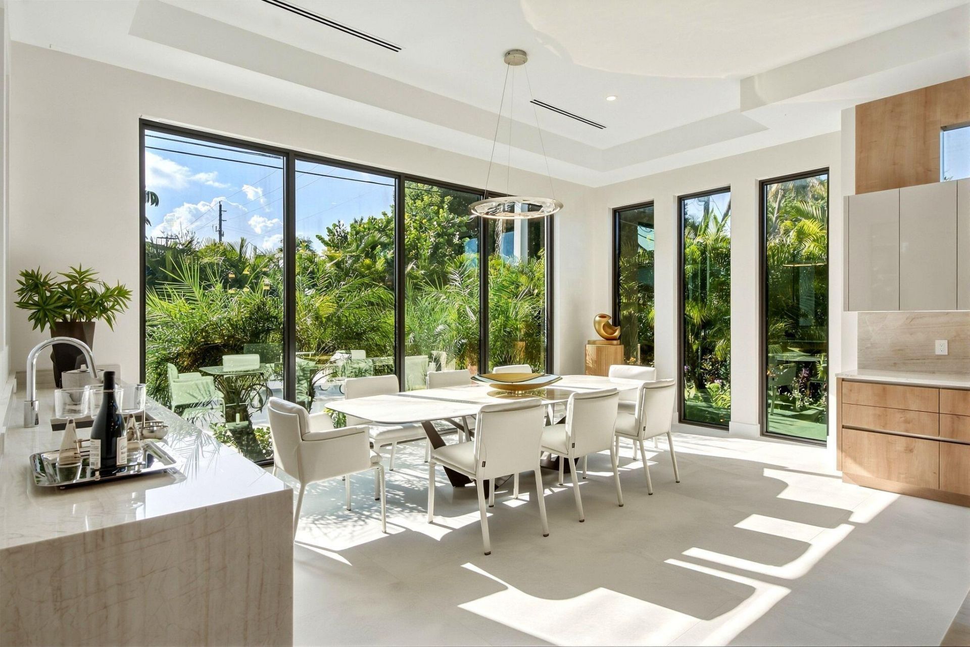 399 NE Spanish Court, Boca Raton, FL 33432 Photo