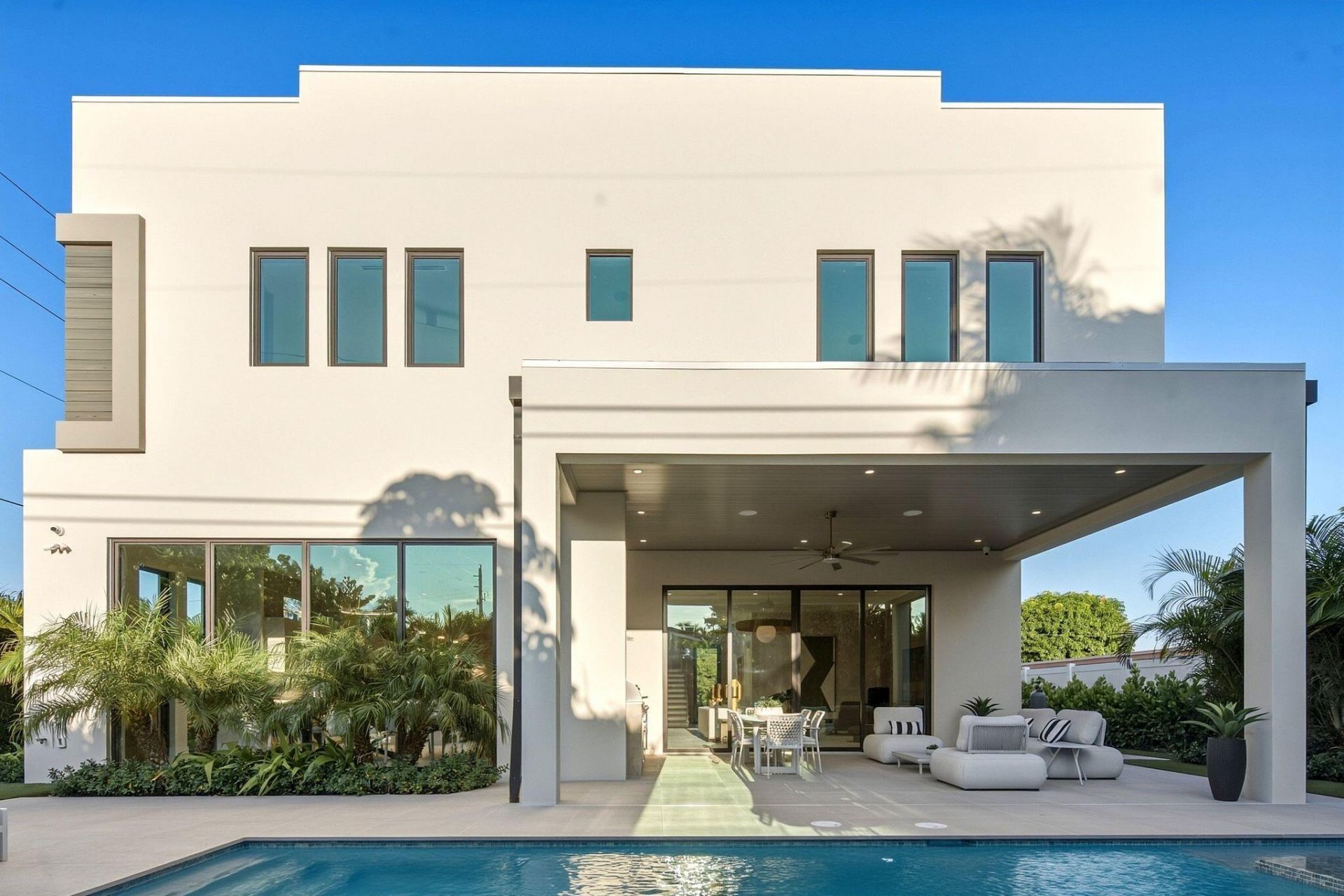 399 NE Spanish Court, Boca Raton, FL 33432 Photo