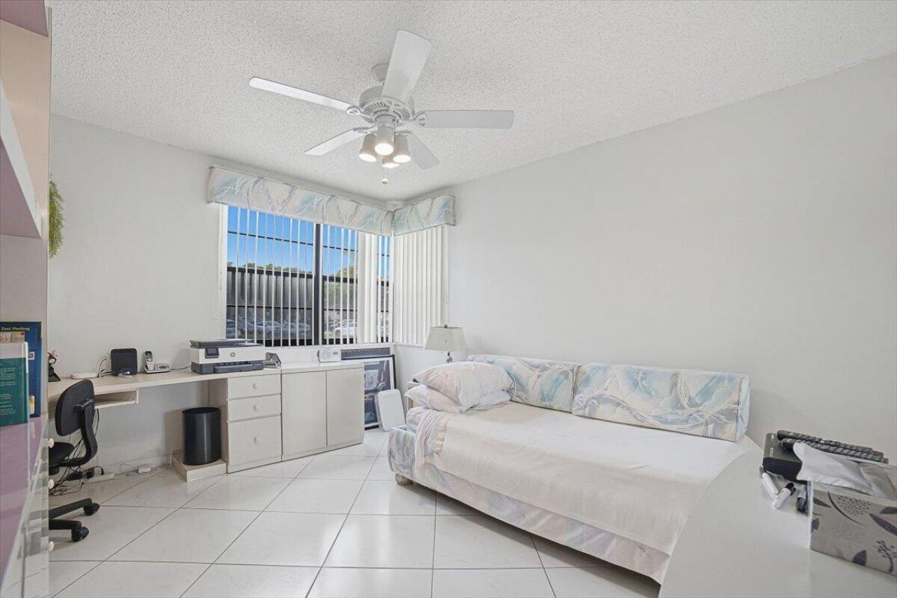 7501 Fairfax Drive, Tamarac, FL 33321 Photo