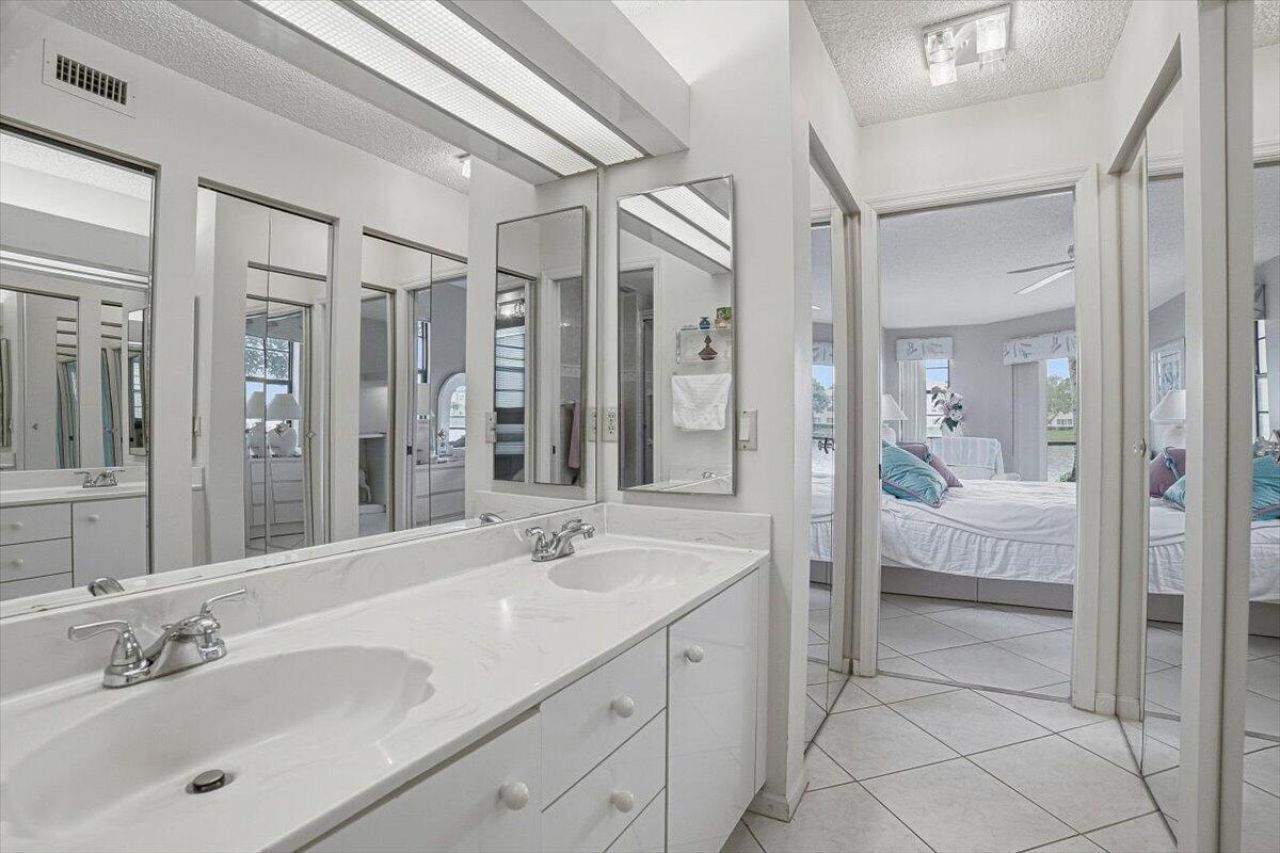 7501 Fairfax Drive, Tamarac, FL 33321 Photo