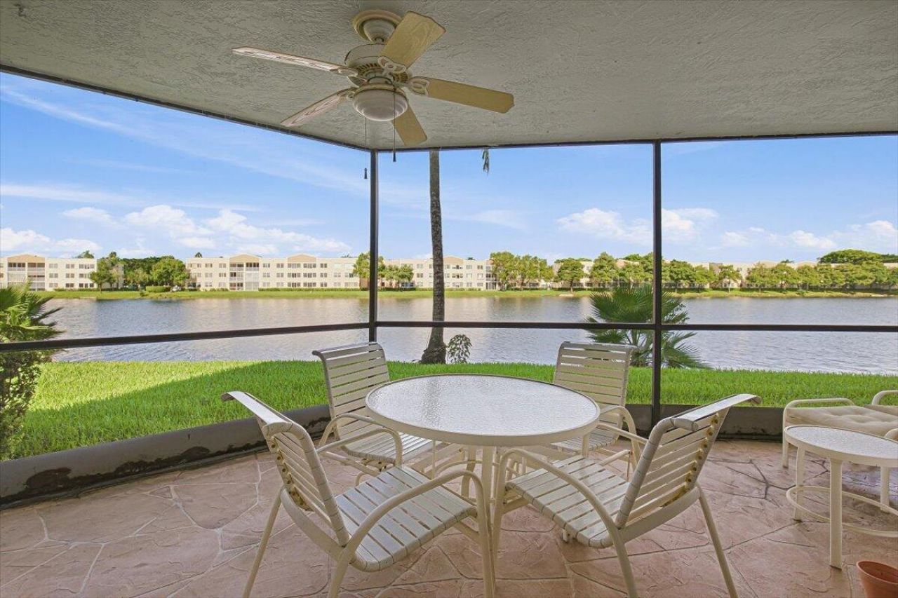 7501 Fairfax Drive, Tamarac, FL 33321 Photo