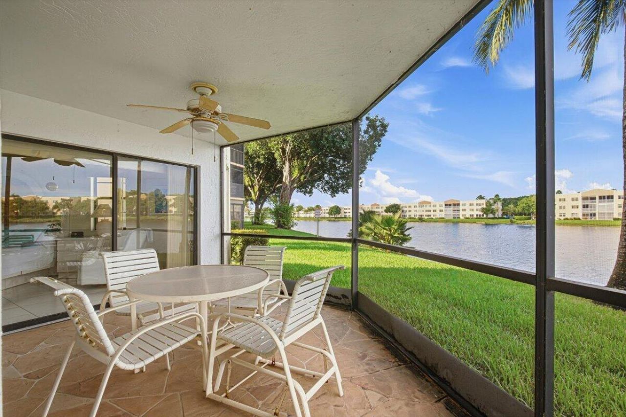 7501 Fairfax Drive, Tamarac, FL 33321 Photo