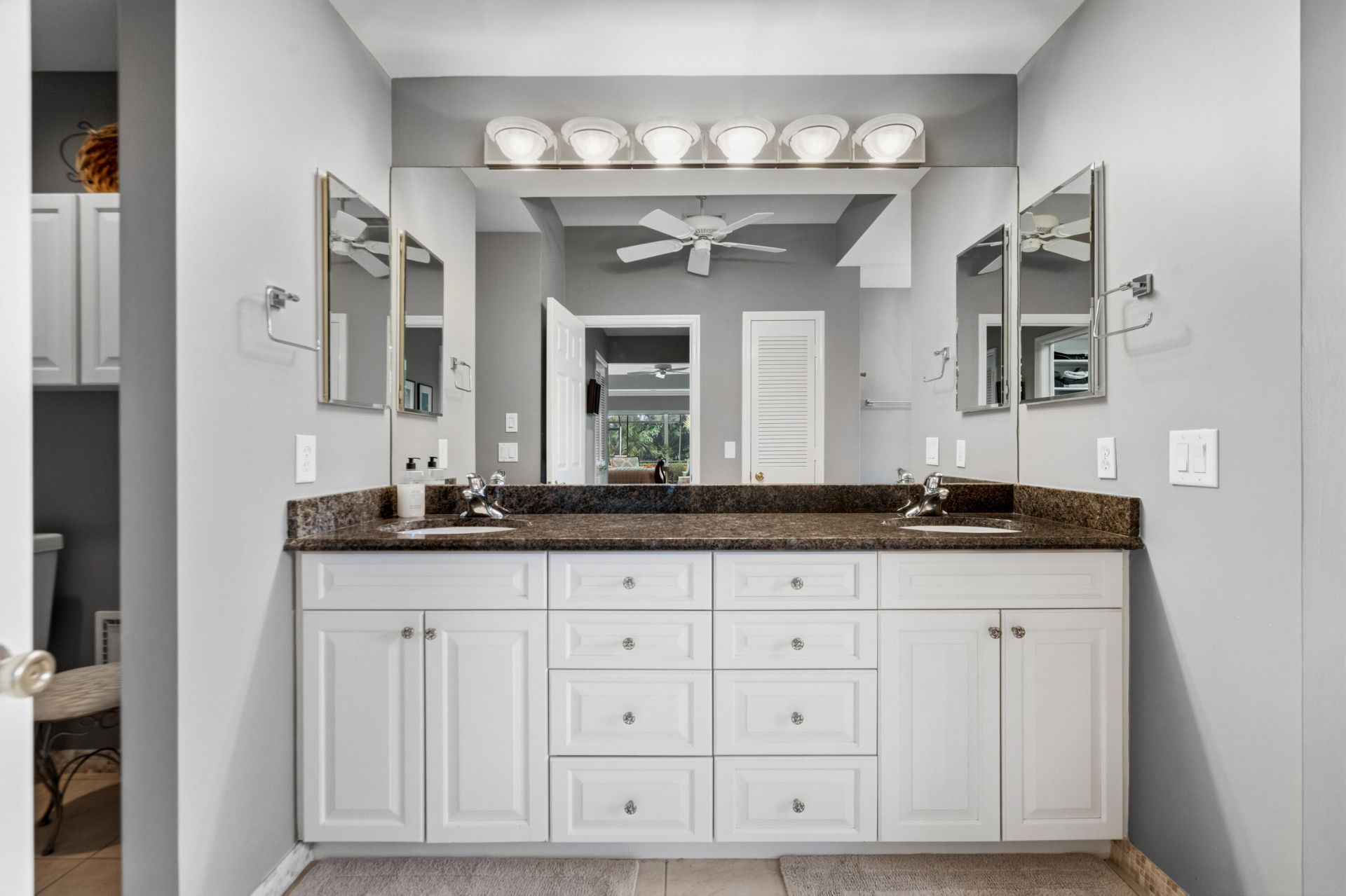 5883 SE Glen Eagle Way, Stuart, FL 34997 Photo