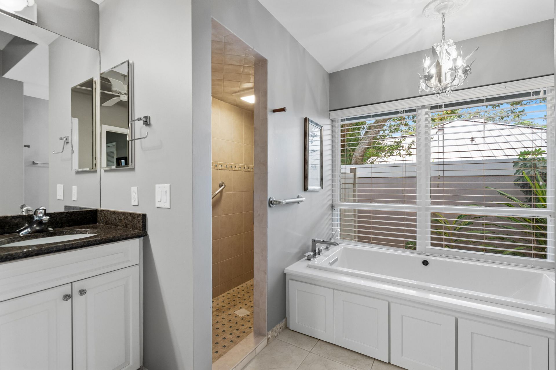 5883 SE Glen Eagle Way, Stuart, FL 34997 Photo