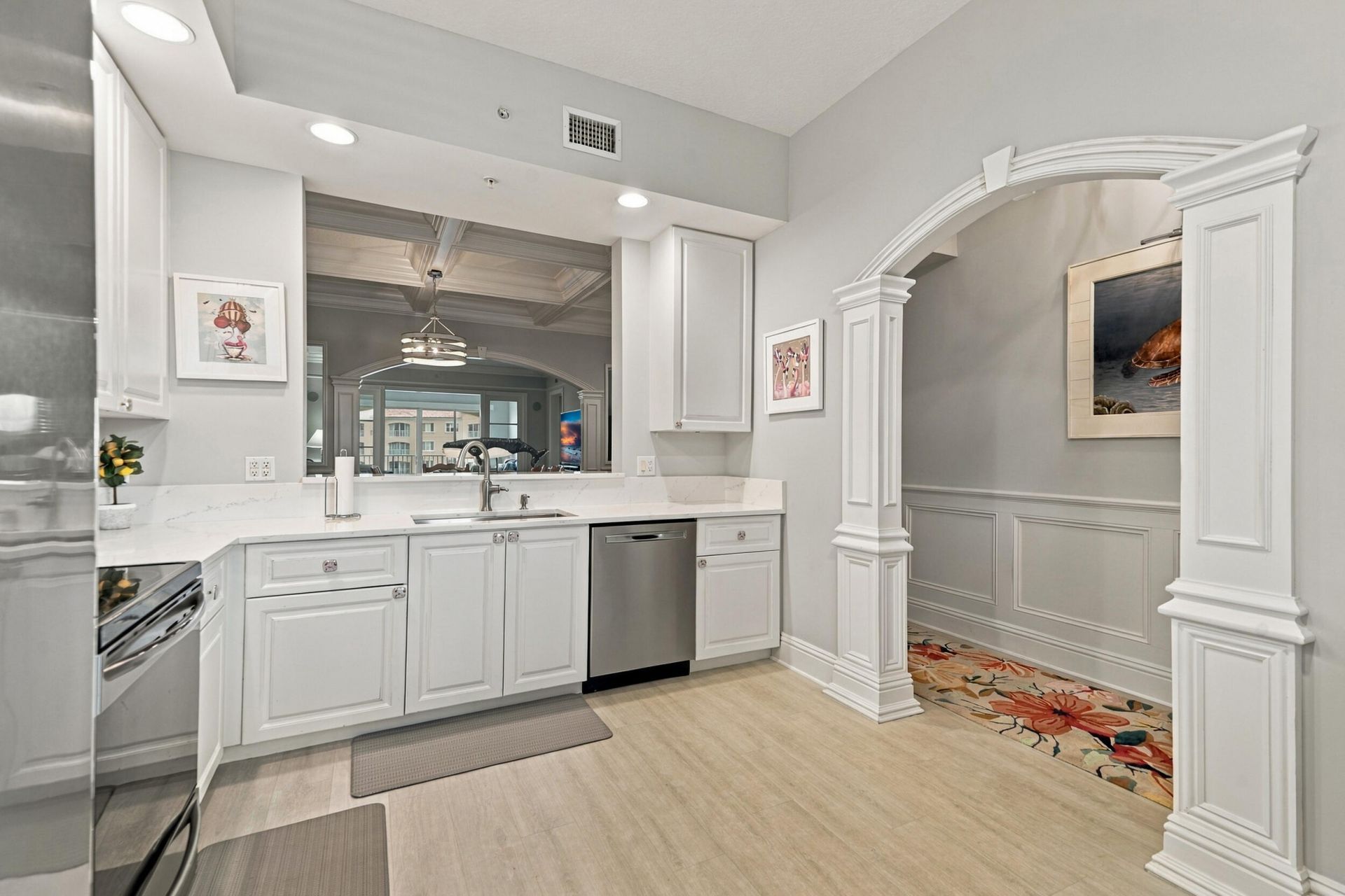 17 Harbour Isle Drive W, Unit 304, Fort Pierce, FL 34949 Photo