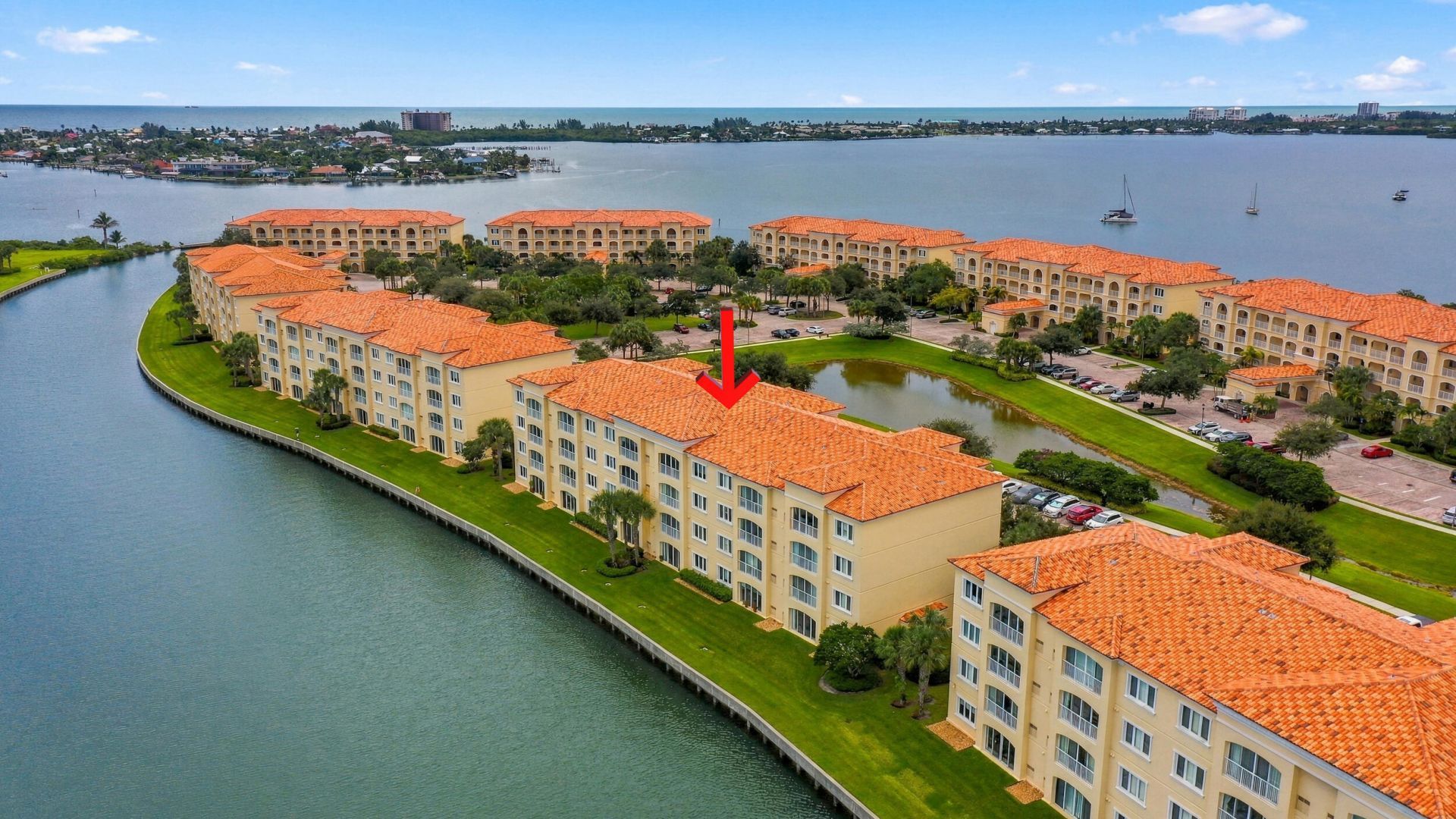 17 Harbour Isle Drive W, Unit 304, Fort Pierce, FL 34949 Photo