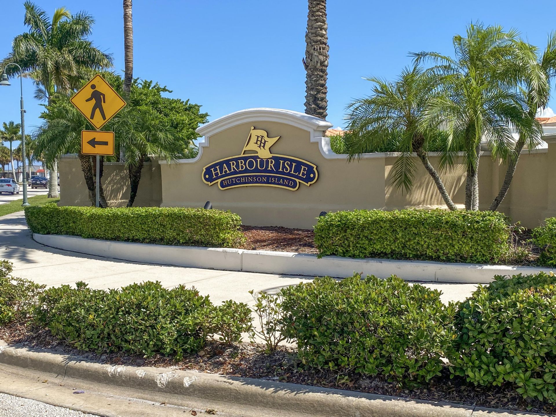 17 Harbour Isle Drive W, Unit 304, Fort Pierce, FL 34949 Photo