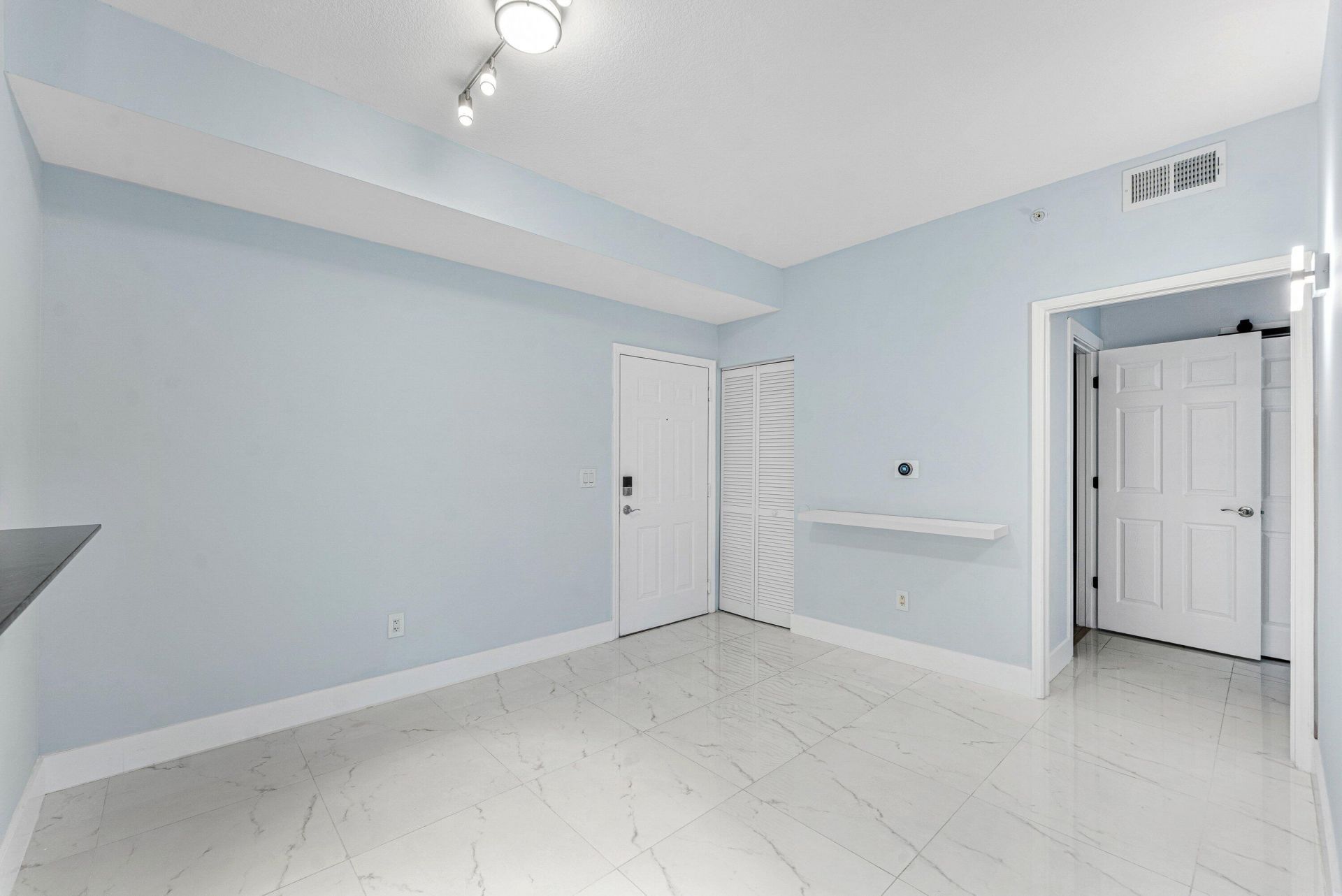 233 S Federal Highway, Unit 605, Boca Raton, FL 33432 Photo