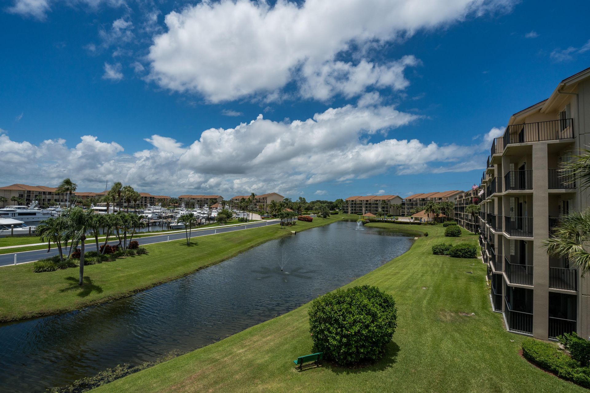 901 Seafarer Circle, Unit 306, Jupiter, FL 33477 Photo