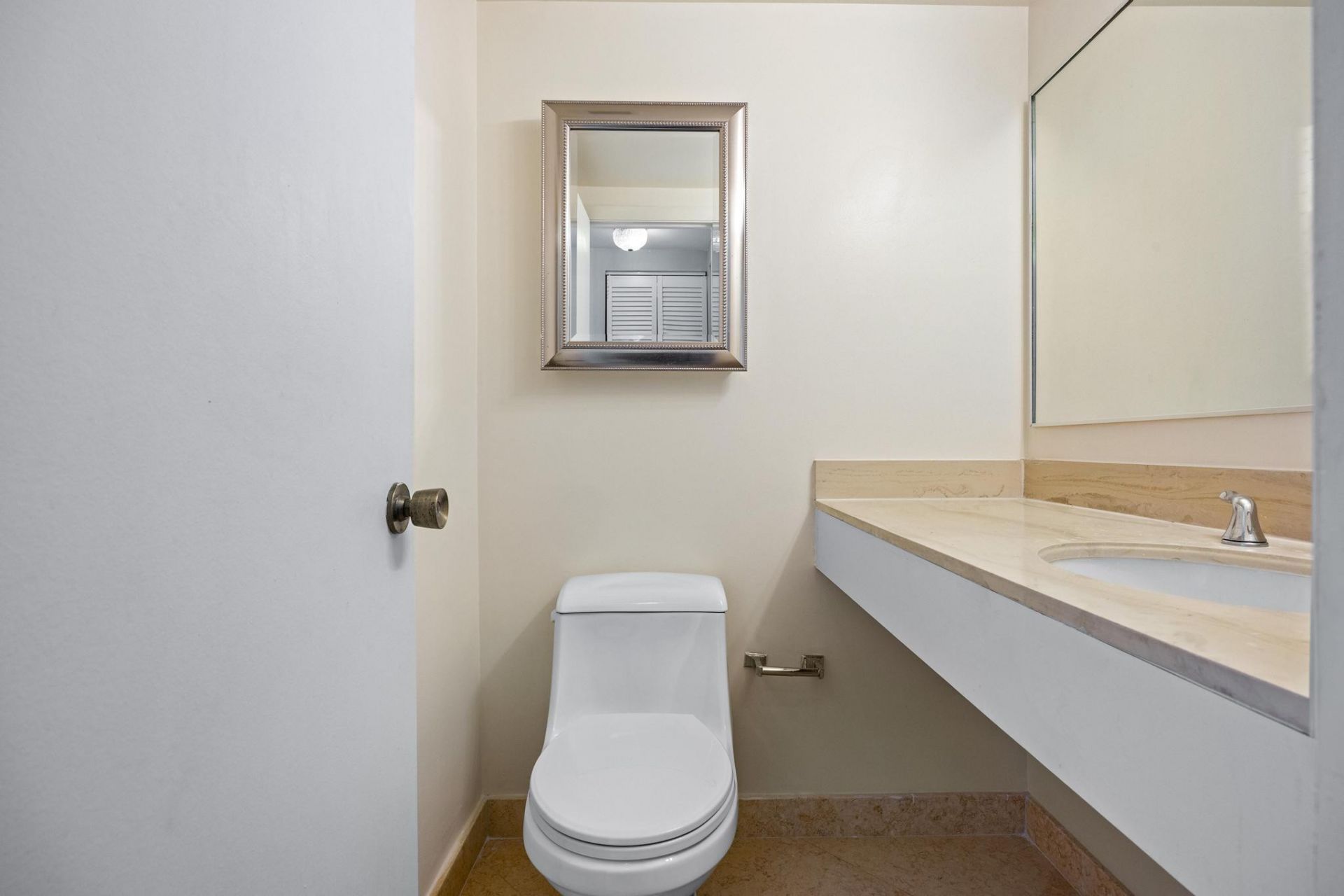 1950 S Ocean Drive, Unit PHB, Hallandale Beach, FL 33009 Photo