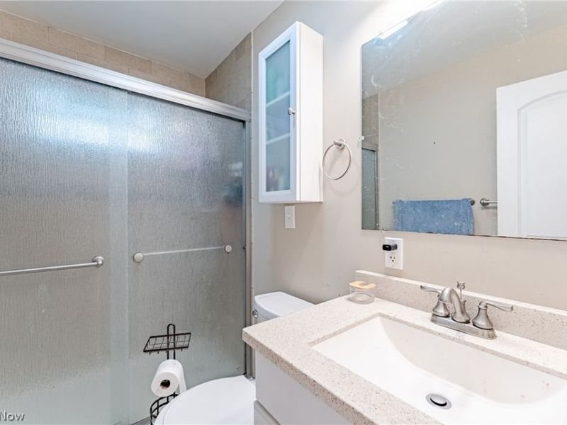34561 Roberts Road, Eastlake, OH 44095 Photo 11