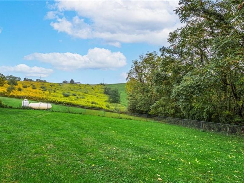 5775 School House Road, Frazeysburg, OH 43822 Photo 40
