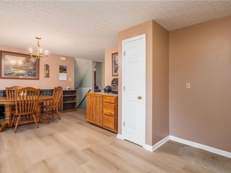 5775 School House Road, Frazeysburg, OH 43822 Photo 6