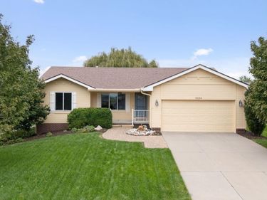 19124 Lake Street, Omaha, NE 68022