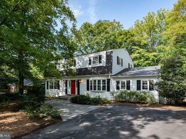 5124 CLINTON ROAD , ALEXANDRIA, VA 22312