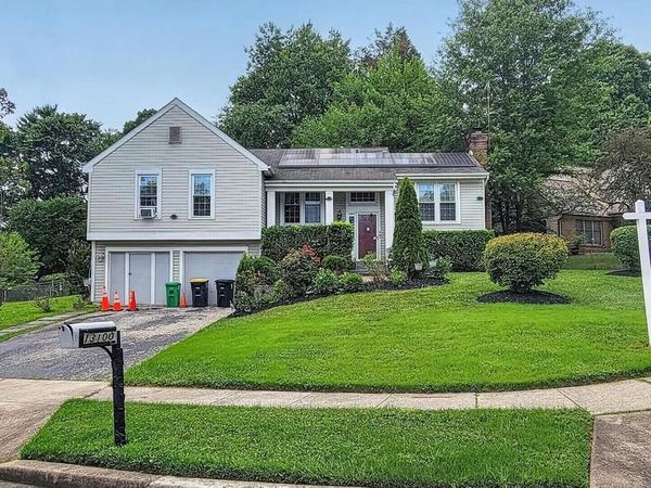 13100 N POINT LANE , LAUREL, MD 20708