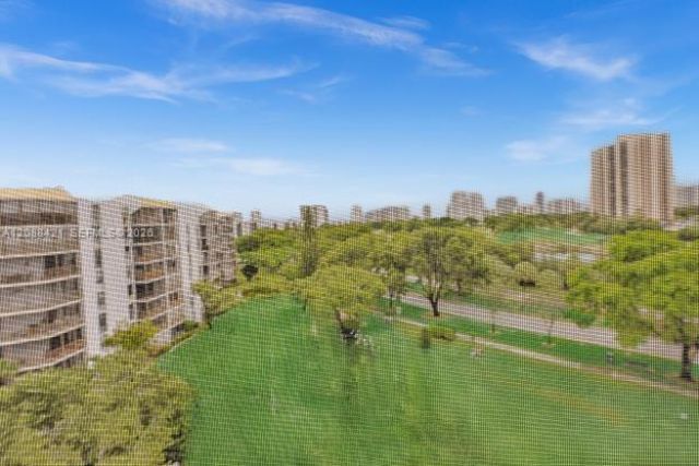 20400 W Country Club Dr , Unit 711, Aventura, FL 33180 Photo