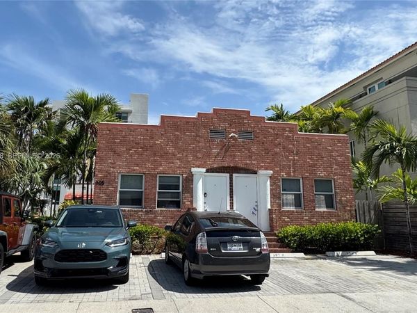 905 SE 2nd Ct , Unit B, Fort Lauderdale, FL 33301