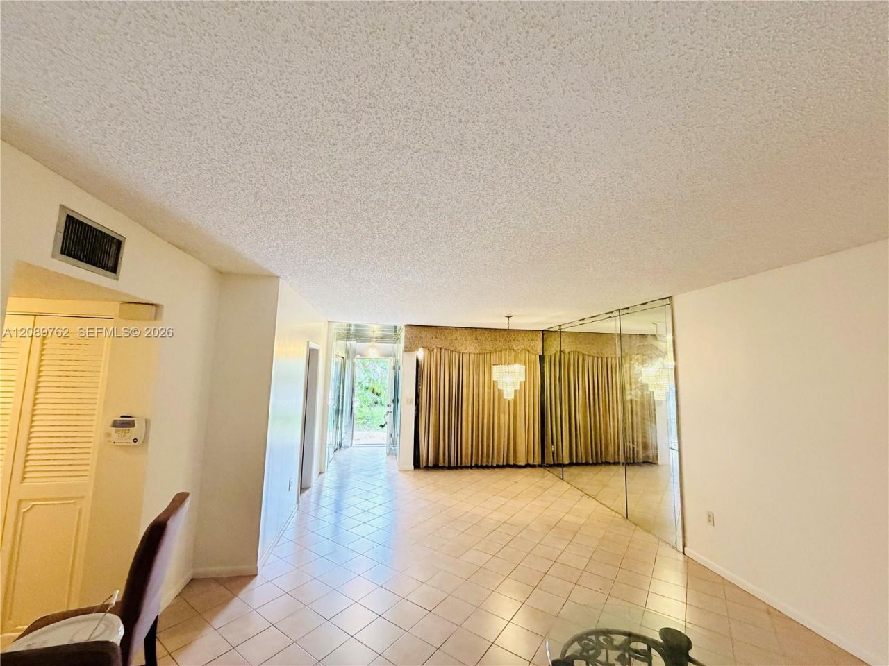 800 NE 199th St, Unit 101D, Miami, FL 33179 Photo