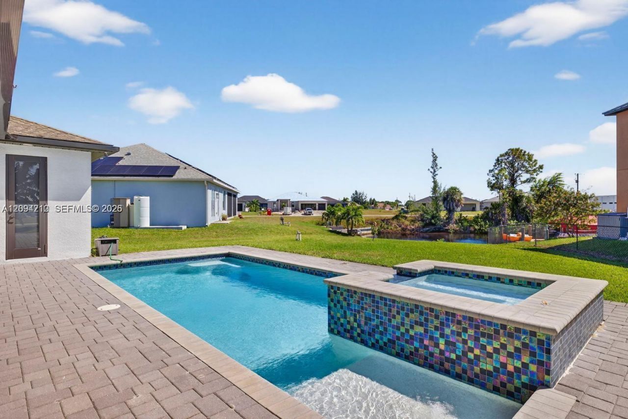 3414 NW 21st St, Cape Coral, FL 33993 Photo