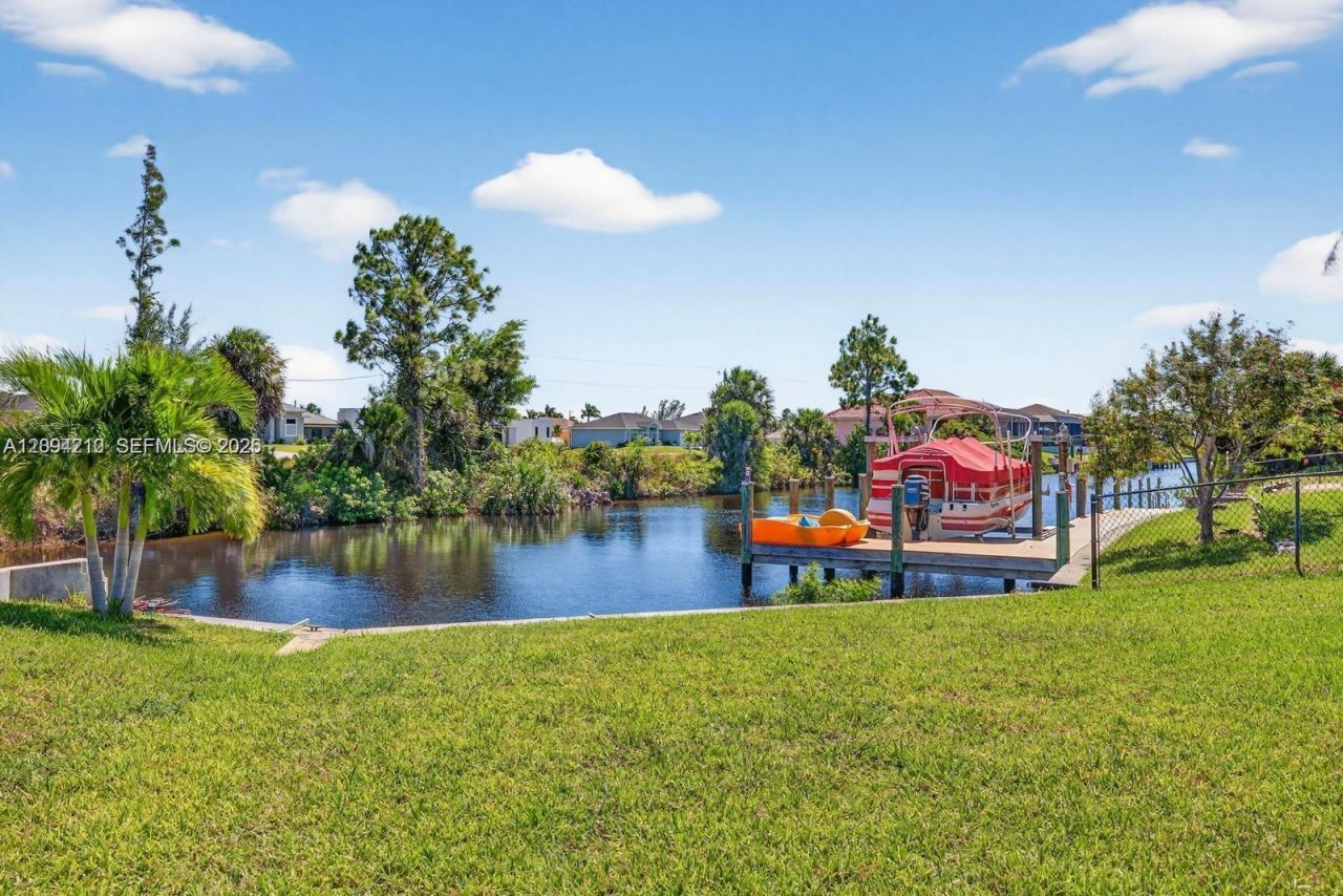 3414 NW 21st St, Cape Coral, FL 33993 Photo