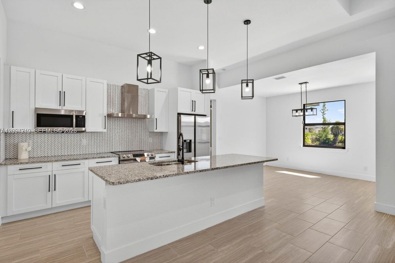 3414 NW 21st St, Cape Coral, FL 33993 Photo