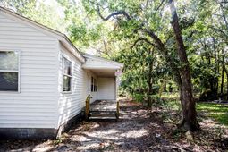 722 Sequoia Street photo 4
