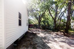 722 Sequoia Street photo 4