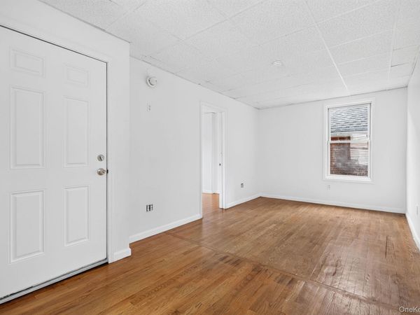 54 Gifford Avenue , Unit 3, Poughkeepsie, NY 12601