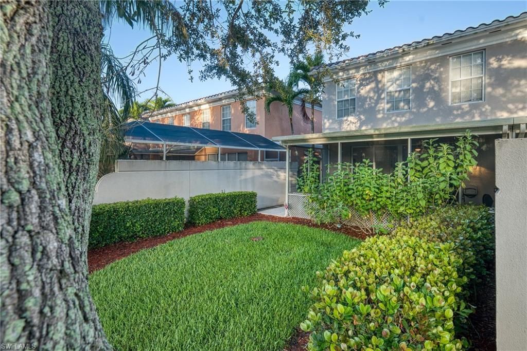 5633 Cove Cir , Unit 58, Naples, FL 34119 Photo