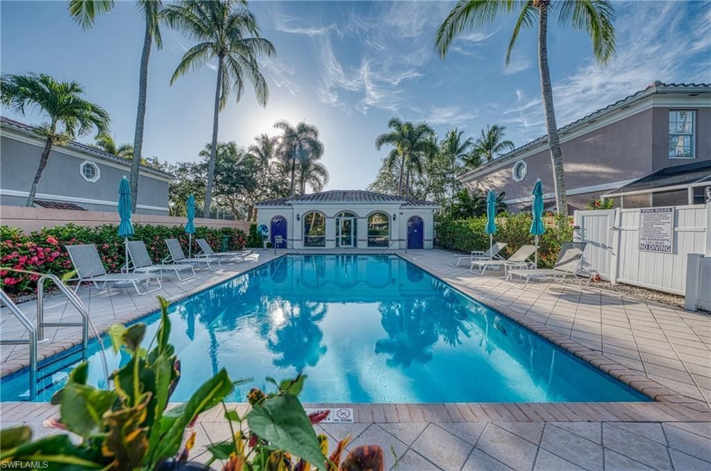 5633 Cove Cir , Unit 58, Naples, FL 34119 Photo