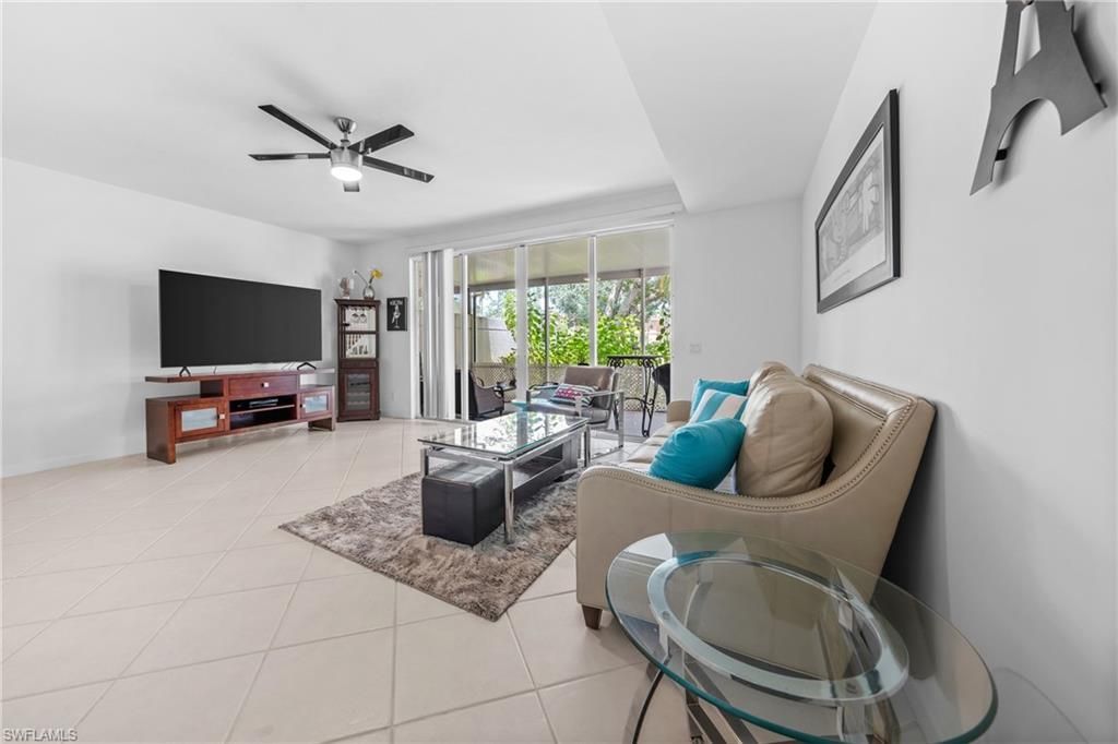 5633 Cove Cir , Unit 58, Naples, FL 34119 Photo