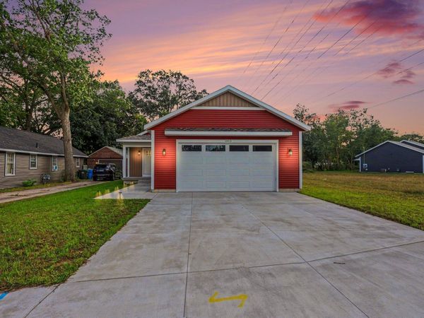1003 Ducey Avenue, Muskegon, MI 49442