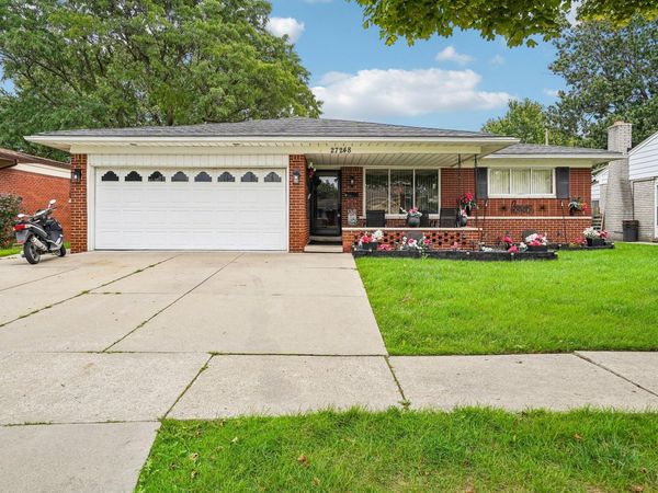 27248 Newport Drive, Warren, MI 48088