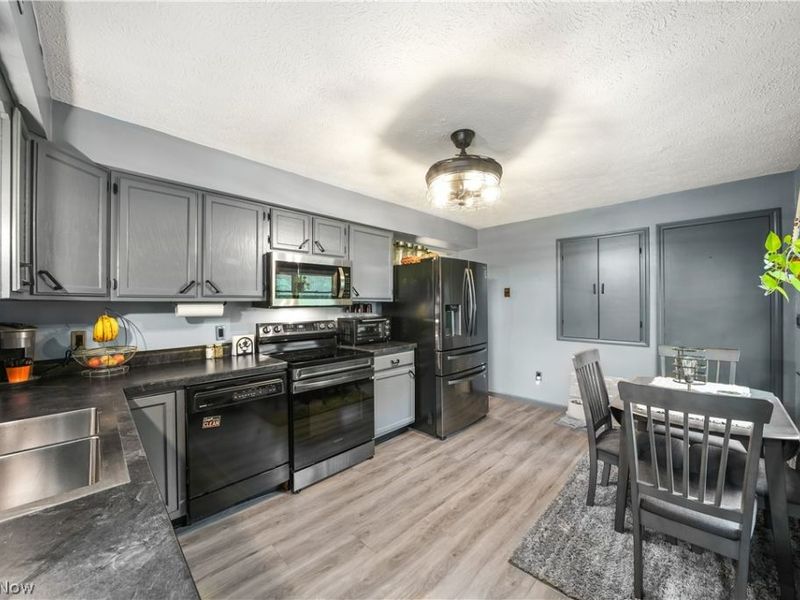 8866 State Route 88, Ravenna, OH 44266 Photo 5
